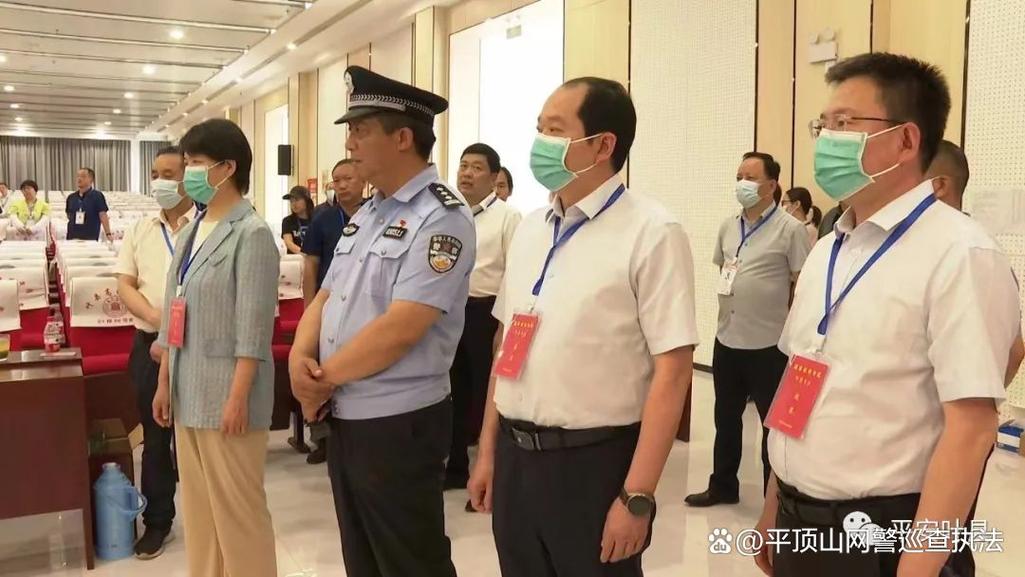 网警护航2025高考,警方护航高考