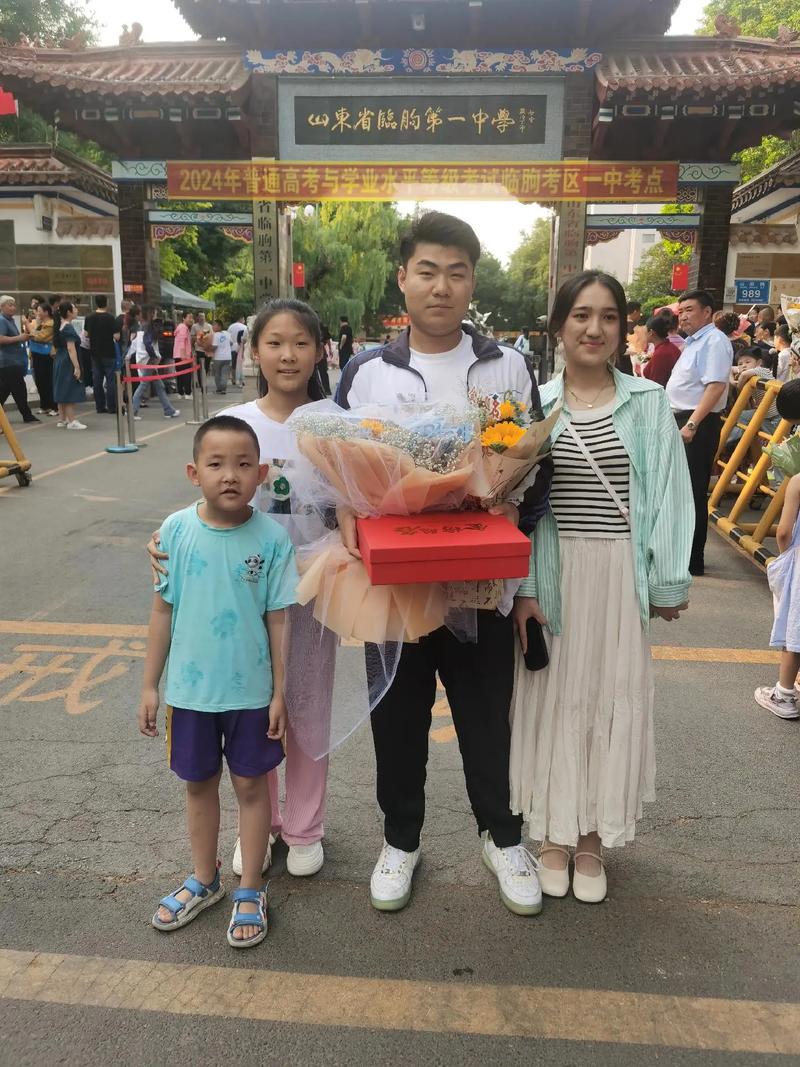 高考结束集体找妈妈,高考后和老妈准备回家