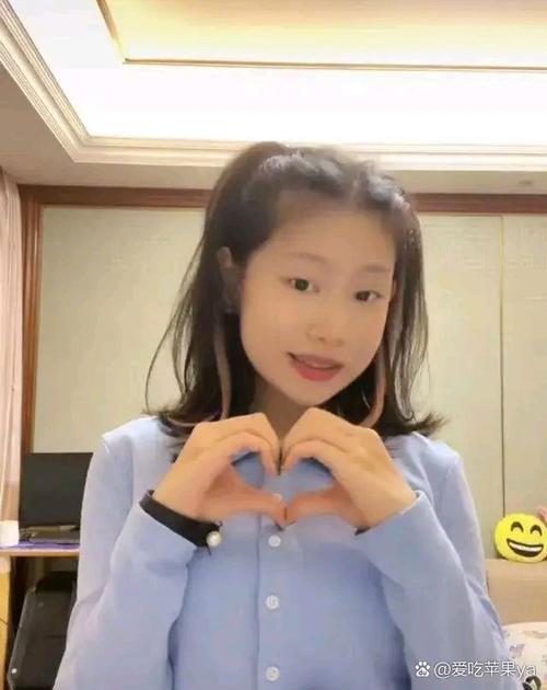 小沈阳女儿出道照,小沈阳女儿出道照片高清